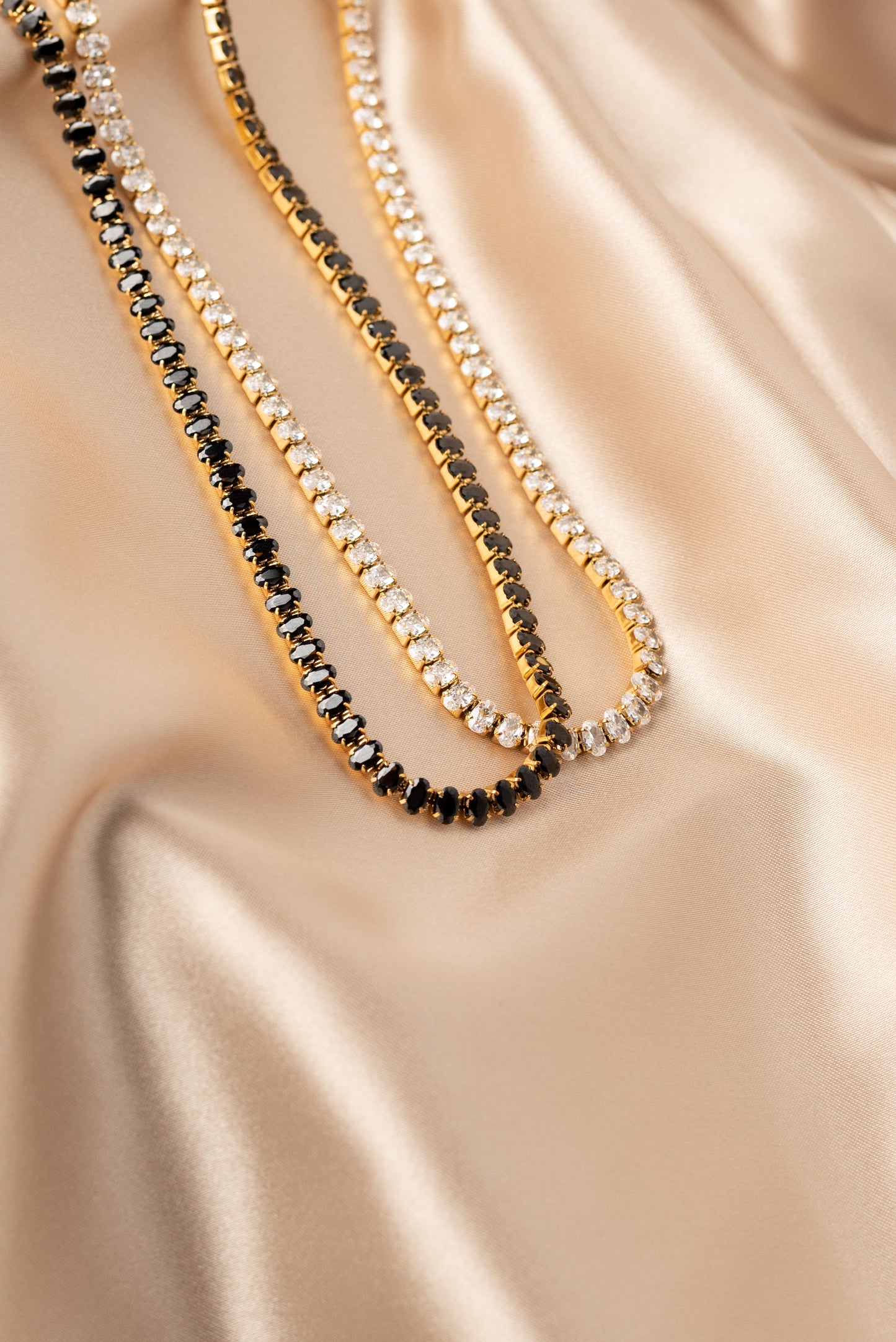 Paris Chocker
